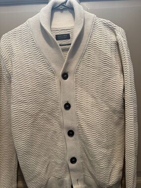 Zara Men's Cream Shawl Collar Button Cardigan